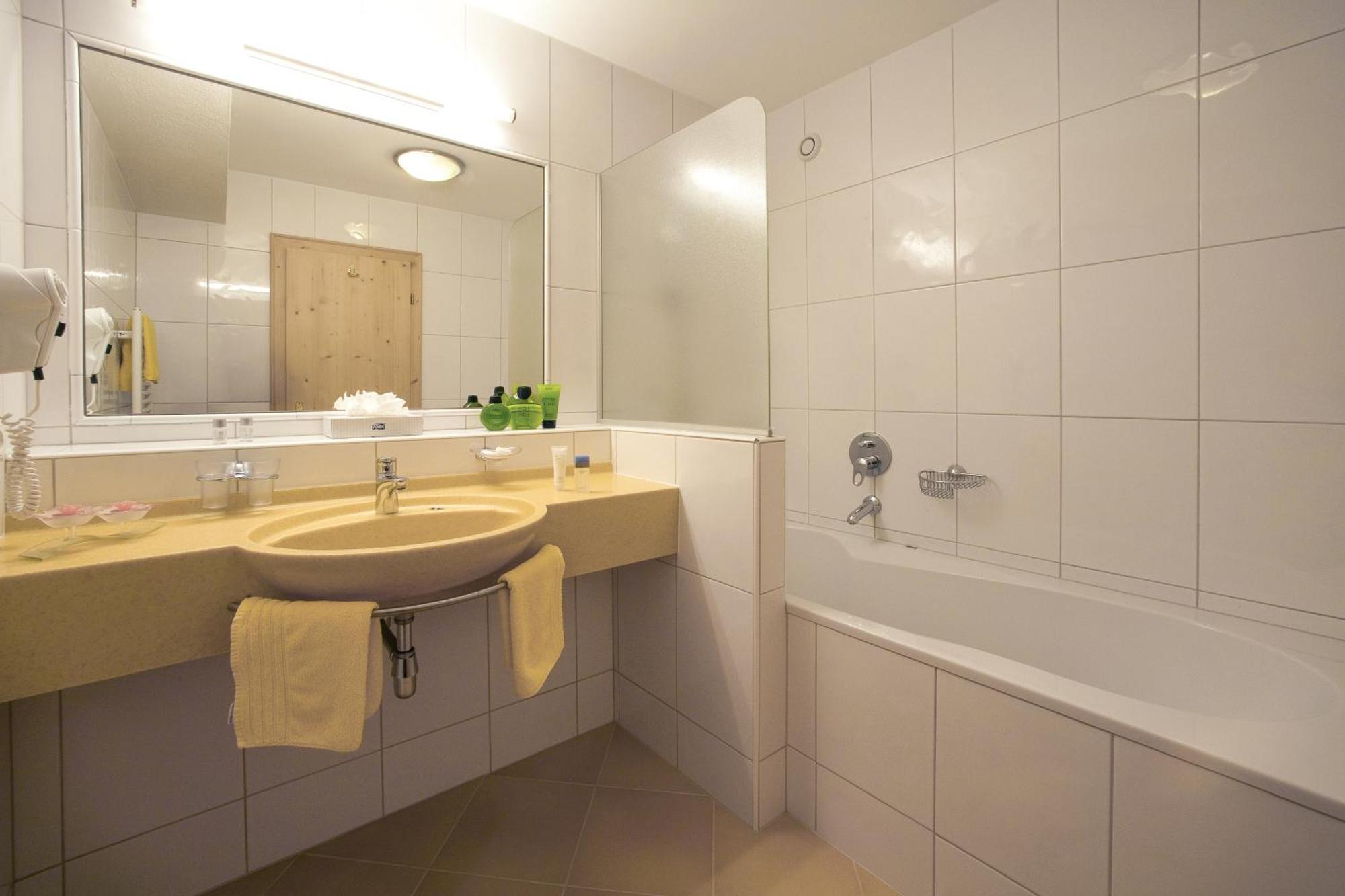 Alpenhotel Tirolerhof Gerlos Habitación foto