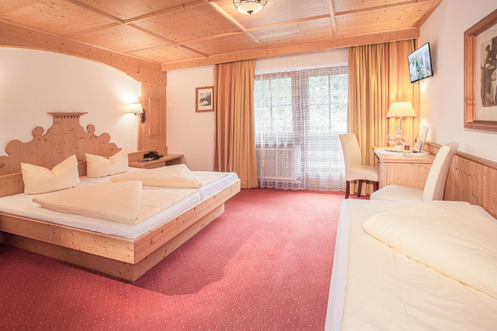 Alpenhotel Tirolerhof Gerlos Habitación foto