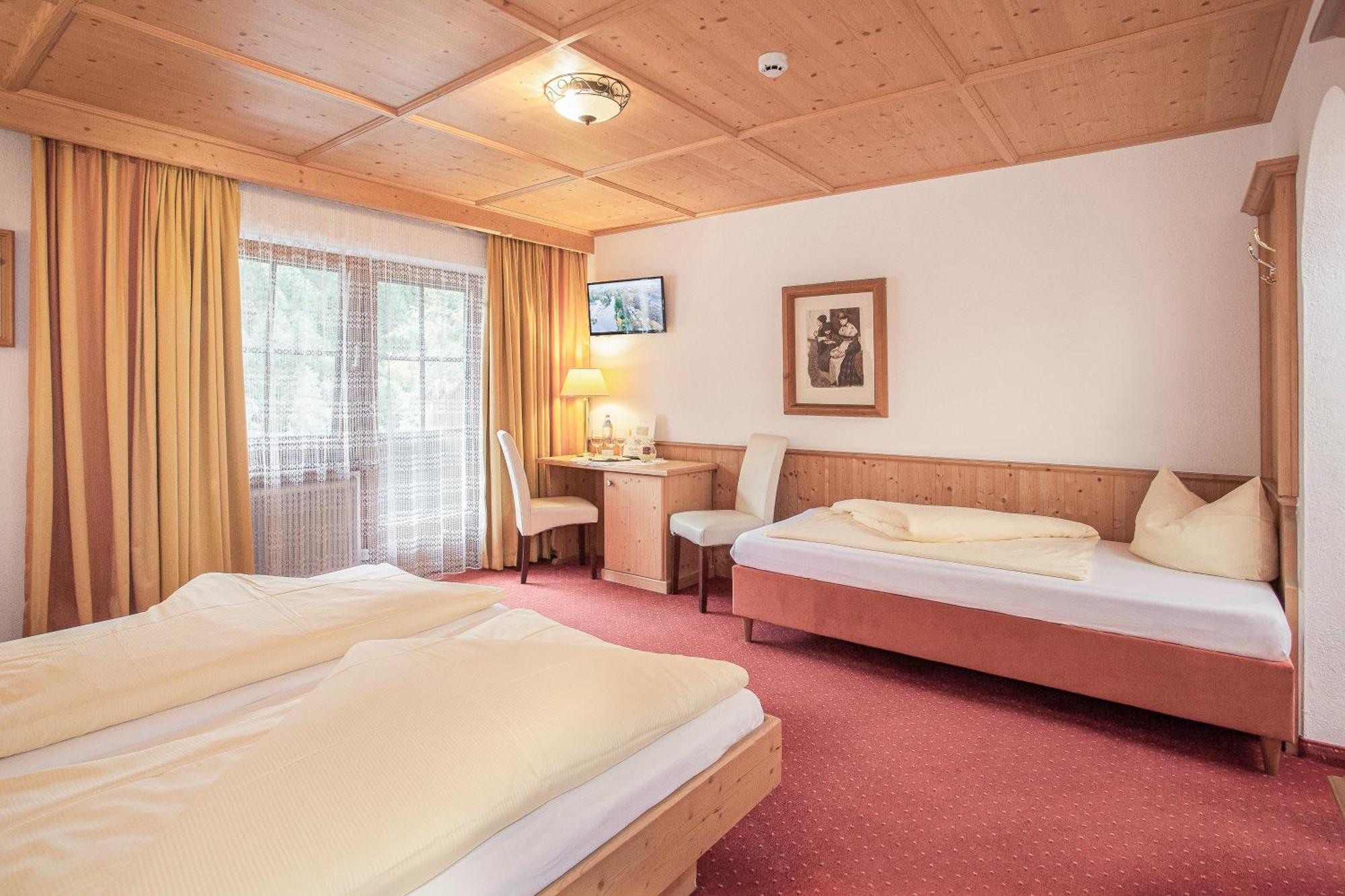 Alpenhotel Tirolerhof Gerlos Habitación foto